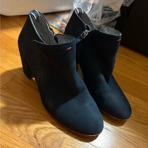 Ellen Degeneres Black Ankle Booties